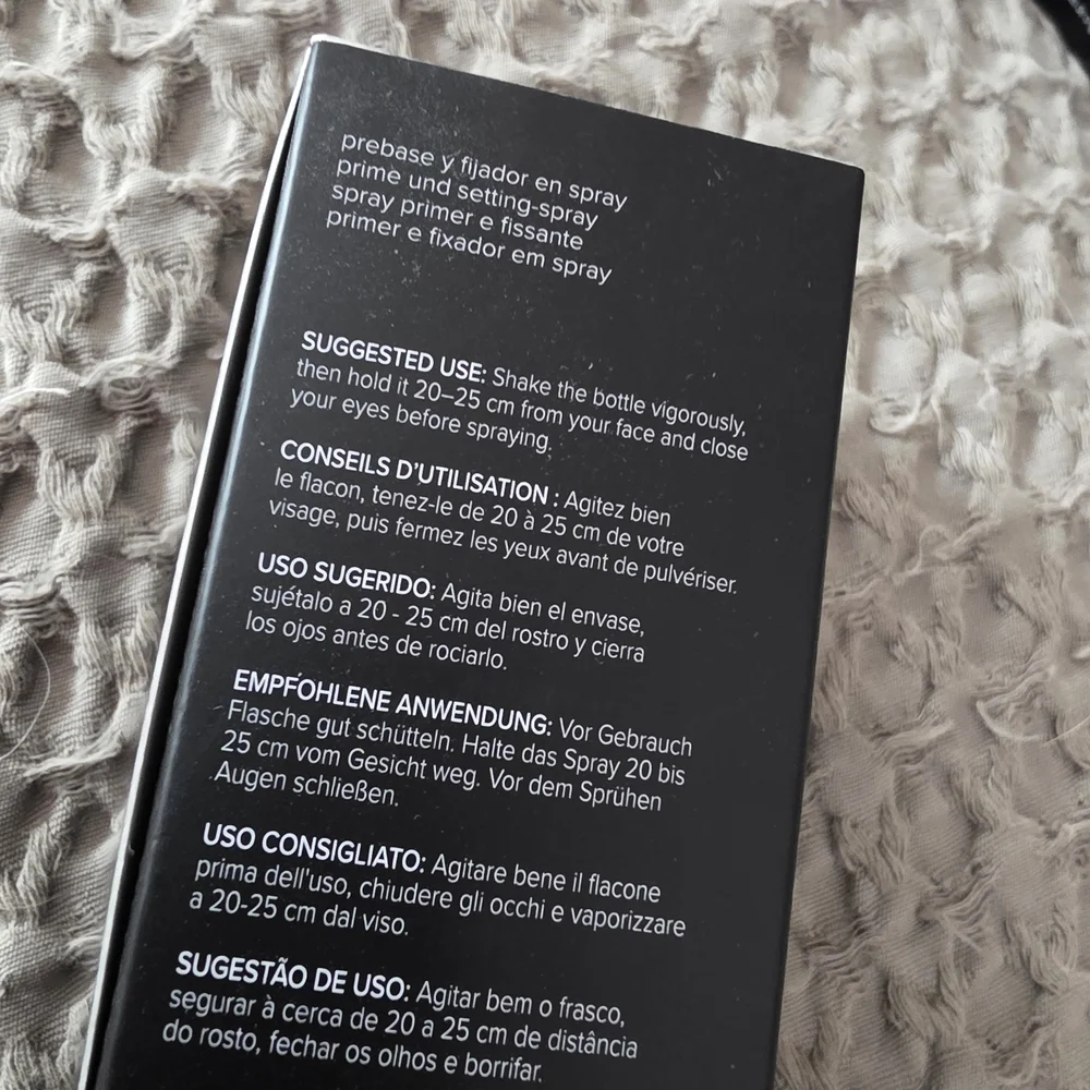 Younique Touch Behold Prime and Set Mist - Black - Picture 4 of 5